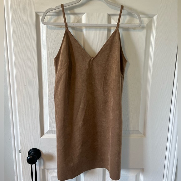 Aritzia suede dress - Picture 2 of 3